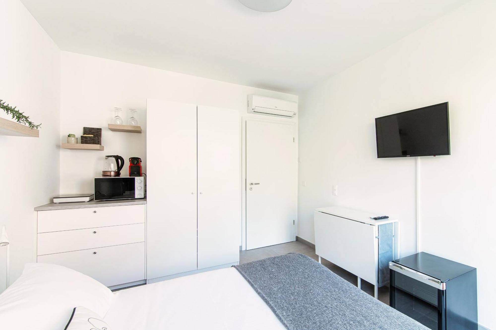 Le Betulle Studios By Quokka 360 - Studio Apartments By The Origlio Lake Esterno foto